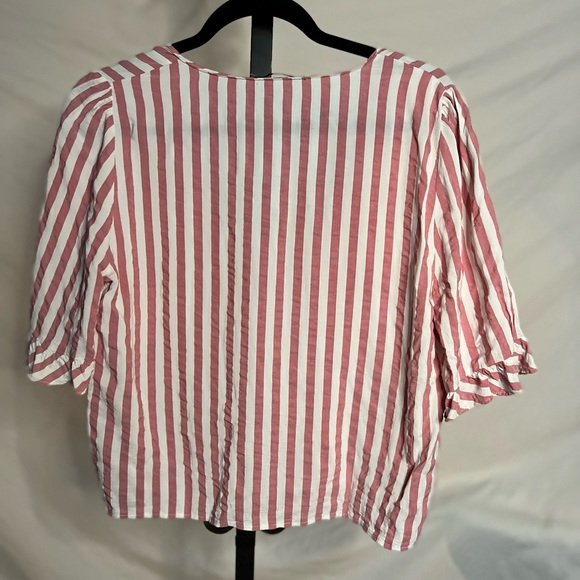 Pink and awesome! Zara stripped shirt. - Picture 13 of 16